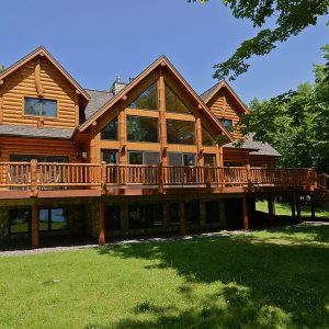 Custom Log Home Builder Bayfield County WI